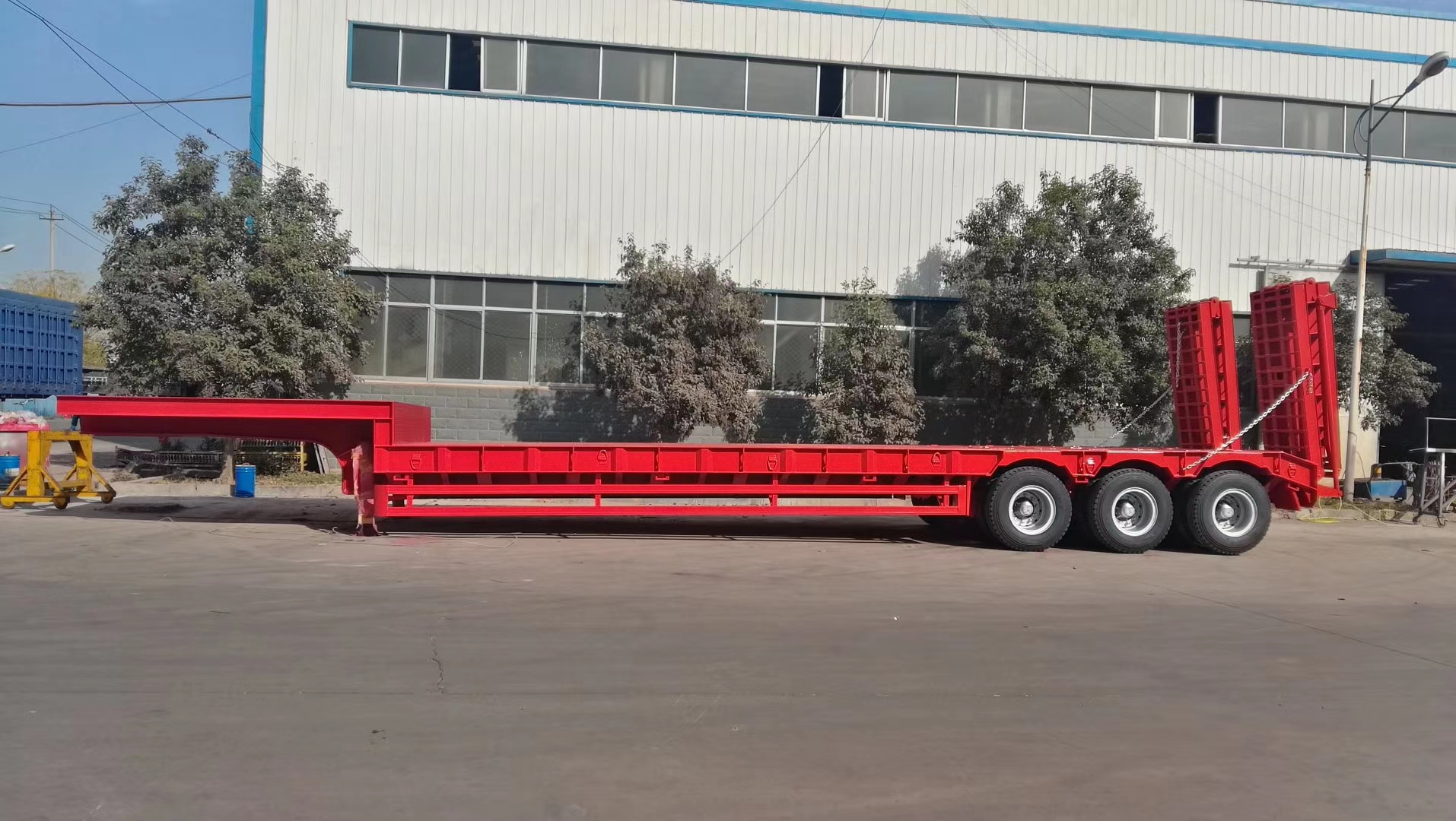 3 lines 6 axles lowboy trailer