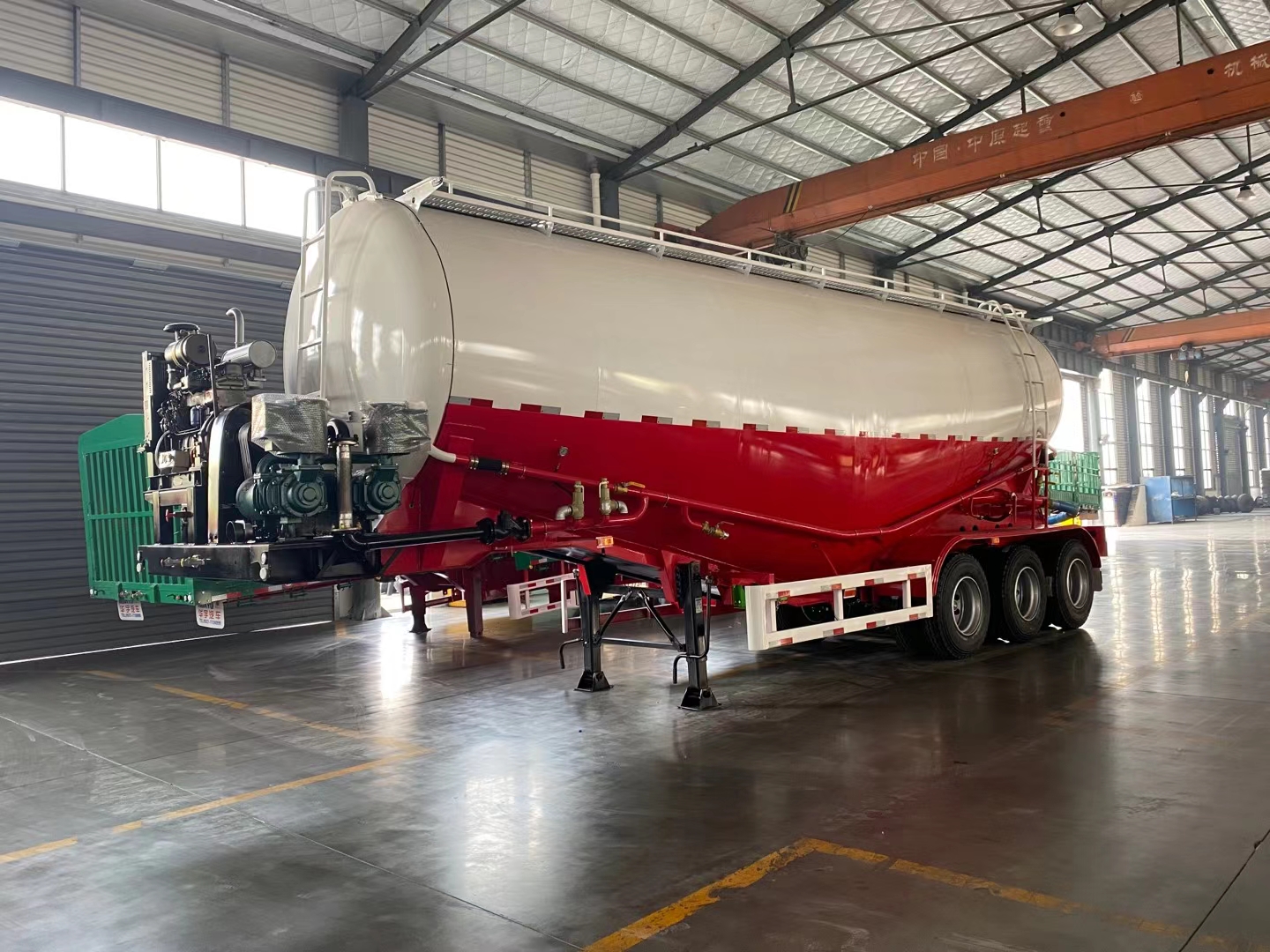 3 Axles Bulk Cement Tanker Trailer